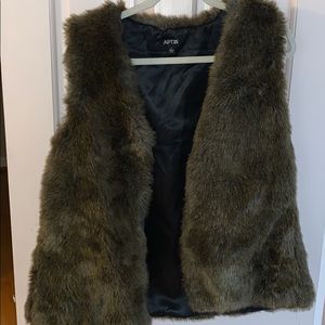 Apt 9 brown fur vest